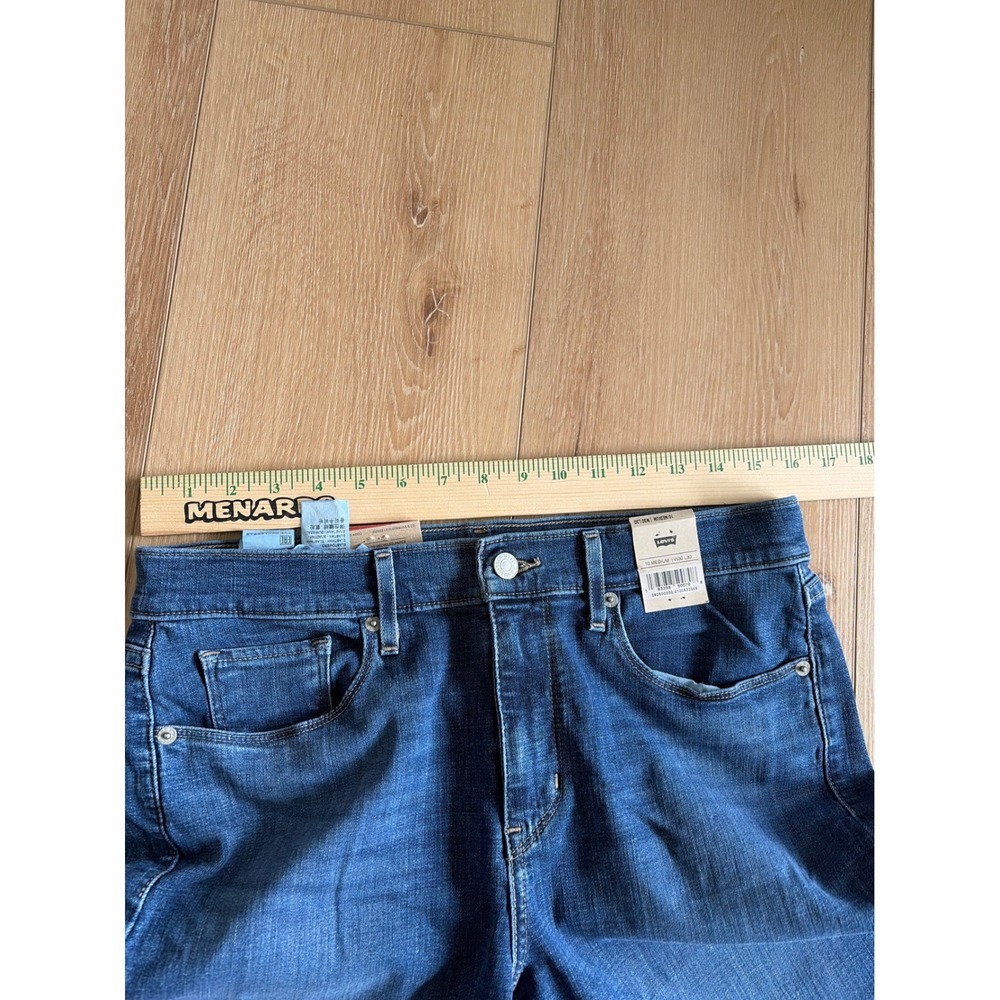 Levis Classic Straight Hypersoft Mid Rise Jeans Blue Medium Wash size 10 W30 L30 - Picture 5 of 10